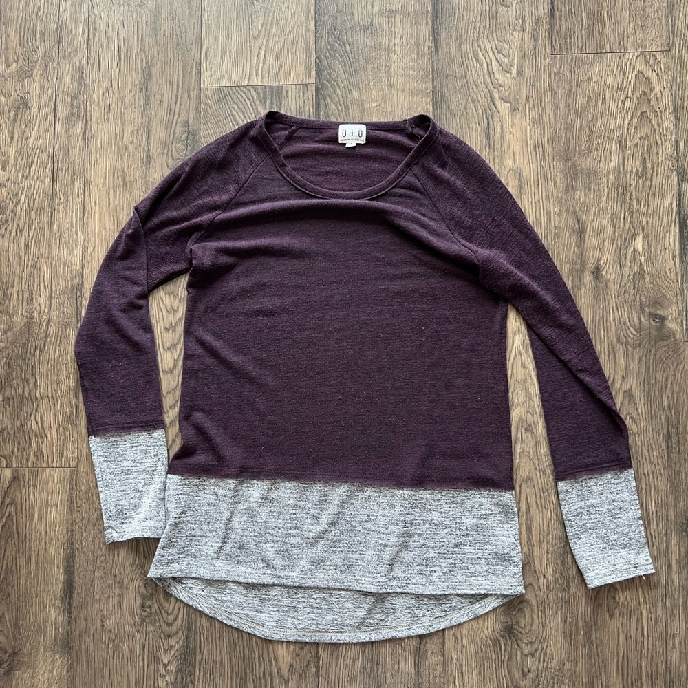 O + O Purple and Grey Sweater - Size Small
